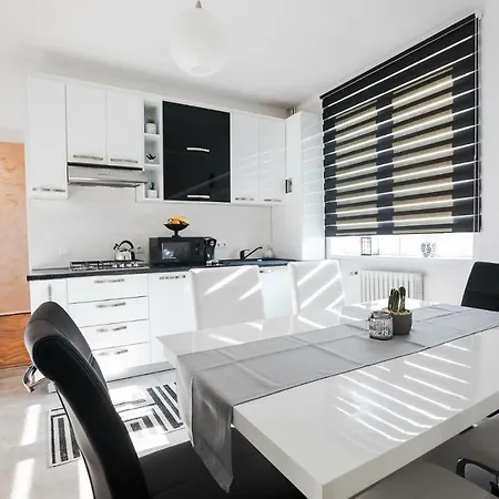 White Spacious Apartment Sibiu